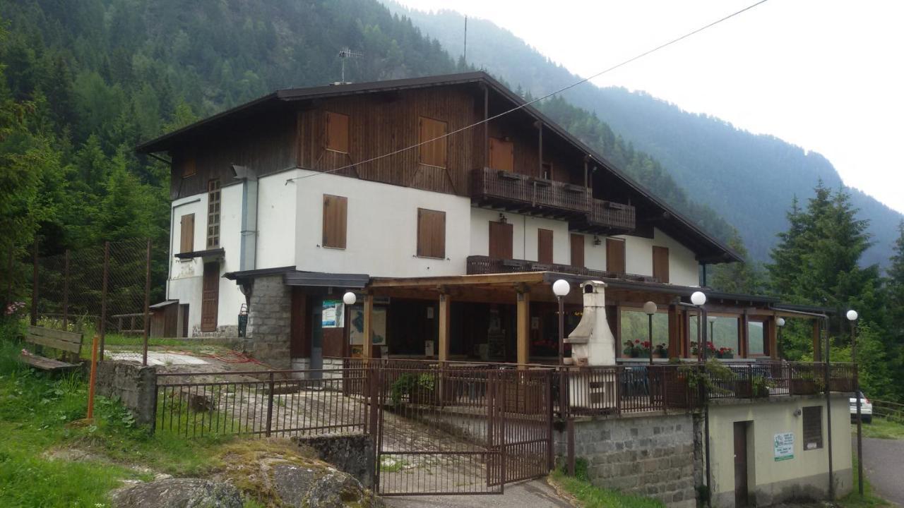 Rifugio Stella Alpina Otel Saviore dell'Adamello Dış mekan fotoğraf